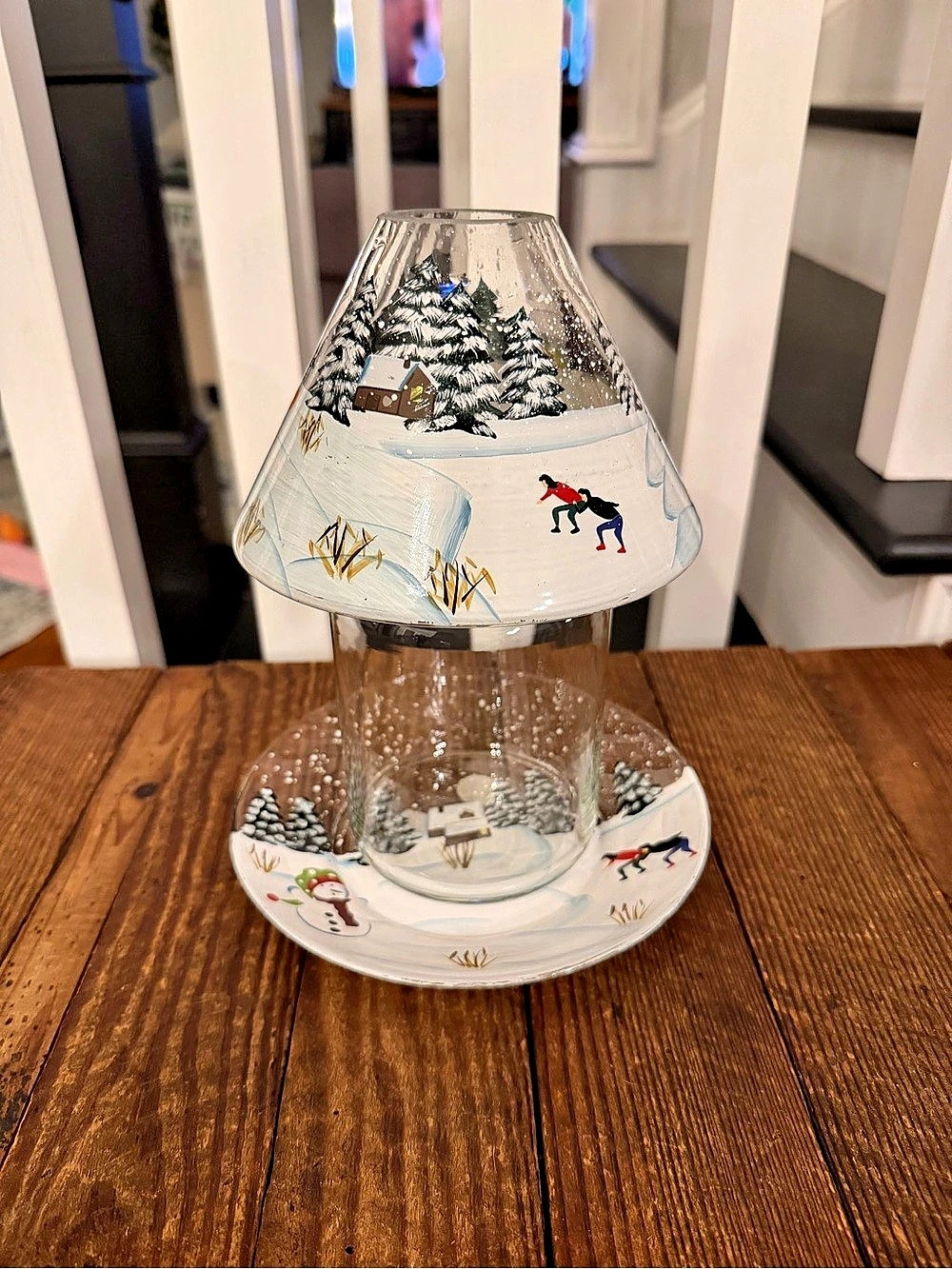 Retired Yankee Candle Winter Scene Snowman and Skaters Shade and Plate Set